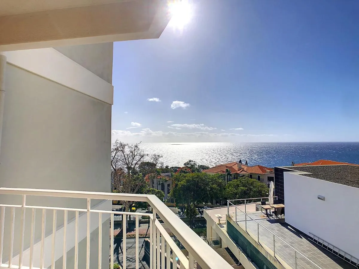 Lido Life Apartment By Lovelystay Funchal  Funchal (Madeira)